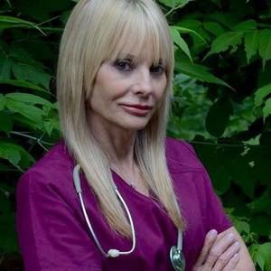 Meet your Posher, Lynn